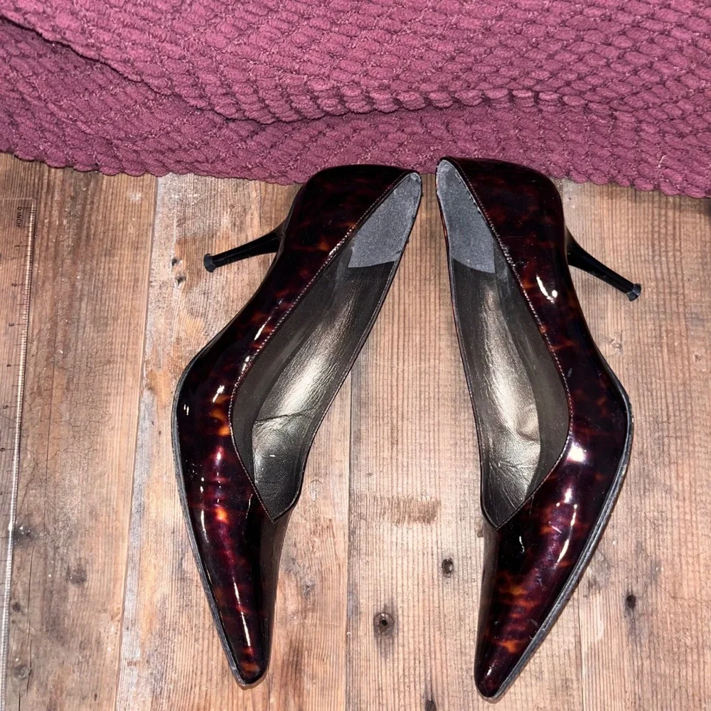 Stuart Weitzman Tortoise Shell Patent Leather Pointed Toe Pumps Heels 9M A404697